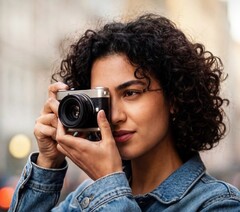 Esquisse Camera, kompakt bir gövdeye Micro Four Thirds sensör sığdırıyor.