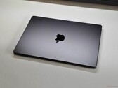 M5 MacBook Pro birkaç aydır piyasada ve M5 Pro ve M5 Max varyantları da yakında piyasaya sürülecek.