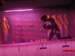 Marathon 1.0.5 güncellemesi Cryo Arşivi'ni ekliyor ve savaş, kullanıcı arayüzü, silahlar, modlar ve sesli sohbet alanlarında büyük değişiklikler getiriyor.