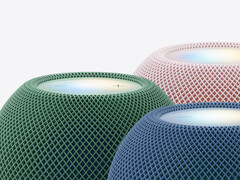 HomePod mini 2, piyasaya sürüldüğü beş renkten üçüyle.