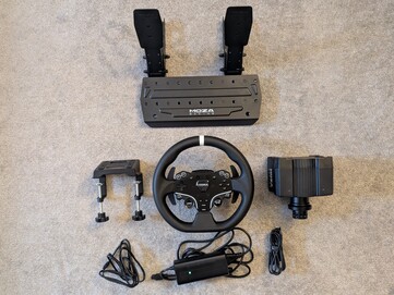 Moza R5 Racing paket kutu içeriği