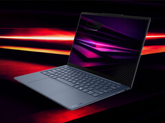 Lenovo, Snapdragon X2 destekli yeni dizüstü bilgisayarını yalnızca 14 inç ekranla satıyor.