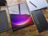 Lenovo ThinkPad X1 Fold 16 dizüstü bilgisayar incelemesi: Geleceği gözler önüne seriyor