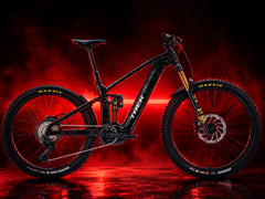 Trek Rail+ 9.8 Gen 5, tam süspansiyonlu bir eMTB'dir