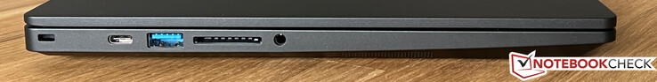 Sol: Kensington kilidi, USB-C 3.2 Gen 2 (10 GBit/s, Güç Dağıtımı, DisplayPort ALT modu 1.4), USB-A 3.2 Gen 1 (5 GBit/s), kart okuyucu, 3,5 mm ses