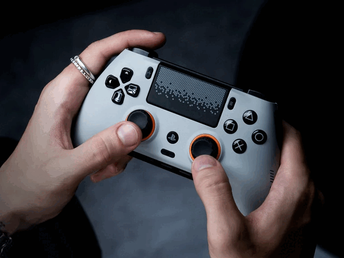 Scuf Omega, PS5'in DualSense Edge kontrol cihazına alternatif