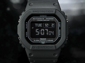 Casio G-Shock GW-BX5600-1A1 ekranının yakın çekimi, koyu bir arka plana karşı resmedilmiştir.