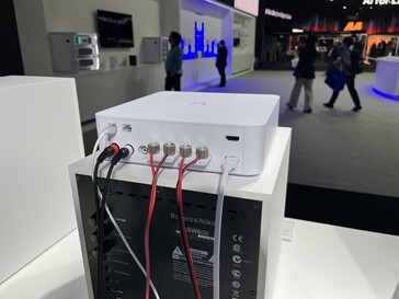 Poweramp'in arkasındaki bağlantı noktaları