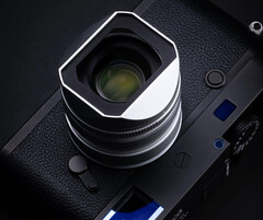 Light Lens Lab 35 mm APO, Leica’nın en iyi 35 mm M lensiyle rekabet edecek şekilde tasarlanmıştır.