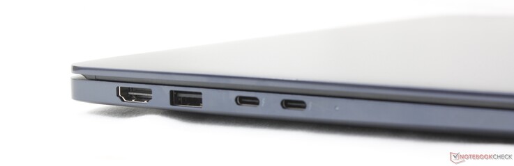 Sol: HDMI 2.1, USB-A 3.2 Gen. 1, 2 adet USB-C Thunderbolt 4 (DisplayPort 2.1 + Güç Dağıtımı özellikli)