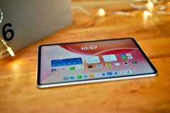 Oppo Pad 6 harika görünüyor ve oldukça güçlü, ancak Wi-Fi sorunları var.