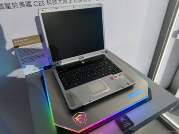 M510C, MSI’nin piyasaya sürdüğü ilk dizüstü bilgisayardı