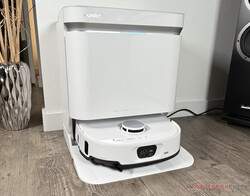 Eureka J15 Max Ultra şarj sırasında