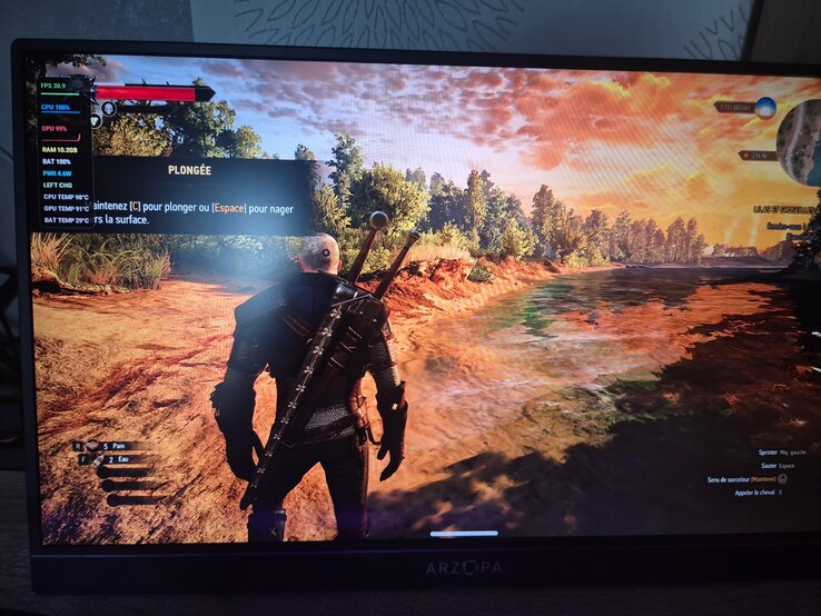 Modifiye edilmiş Z70 Ultra'da çalışan The Witcher 3