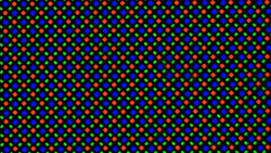 OLED ekran, her biri bir kırmızı, bir mavi ve bir yeşil LED'den oluşan bir RG/BG alt piksel matrisi kullanır.