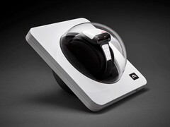 Digitrend NASA Tribute saat, retro-fütüristik bir ambalaja sahiptir.