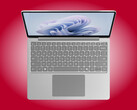 Surface Laptop 13 inç, yaklaşık 1,2 kg ağırlığındadır.