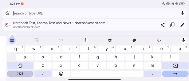 Dış ekranda klavye, yatay mod (Google Gboard)