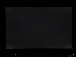 Minimum arka ışık sızması