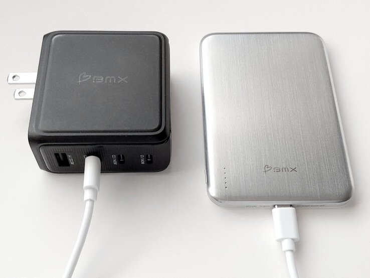 BMX SolidSafe Air güç bankası ile BMX GaNSTA 140W USB şarj cihazı.