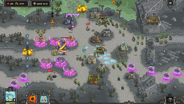 Görselde: Kingdom Rush - Tower Defense oyunundan bir oynanış ekran görüntüsü.