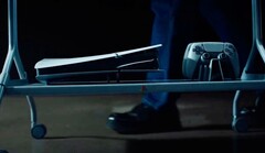 Kaide yalnızca bir TV'yi tutmakla kalmaz, aynı zamanda bir Sony PS5 için de alan sunar.