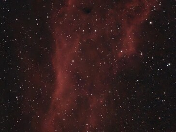 Dwarflab uygulamasında gürültü azaltma işleminden sonra NGC 1499 (800 yığılmış fotoğraf).