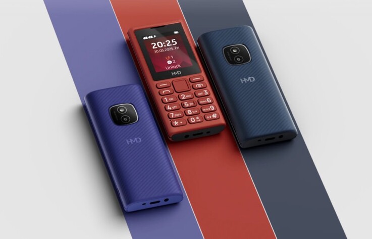 HMD 102 4G Pro, kare şekilli kamera modülüyle yeniden tasarlanmış bir görünüme sahiptir.
