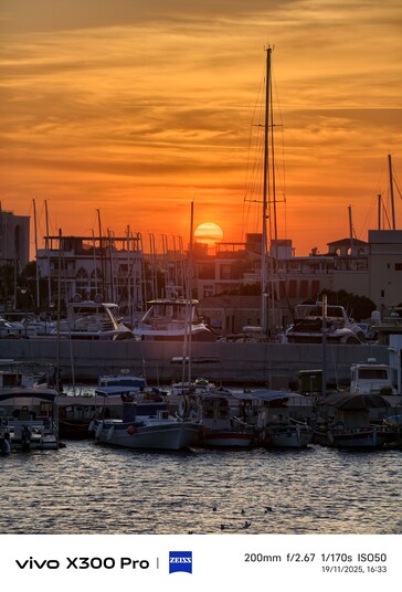 Vivo X300 Pro telekonvertör varsayılan ayarı ile.