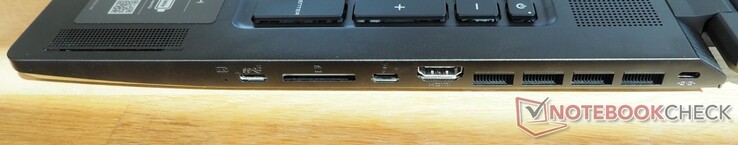 Sağ taraf: USB-C 3.2 Gen 2 (DisplayPort dahil), kart okuyucu, Thunderbolt 4, HDMI 2.1, Kensington kilidi