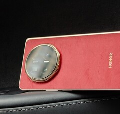 Honor Magic V6'nın canlı hali.