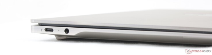 Sol: USB-C Thunderbolt 4 (DisplayPort 2.1 ve Power Delivery 3.1 özellikli), 3,5 mm kulaklık girişi
