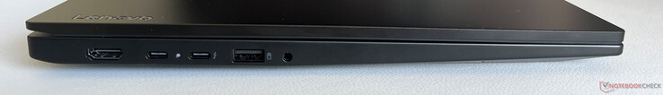 Sol taraf: HDMI 2.1, USB-C 3.2 Gen.2 (20 Gbps, DisplayPort 1.4, Power Delivery 3.1), USB-C 4.0 w/ Thunderbolt 4 (40 Gbps, DisplayPort 2.1a, Power Delivery 3.1), USB-A 3.2 Gen.1 (5 Gbps, güçlendirilmiş), 3,5 mm stereo