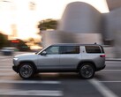 2027 Rivian R1S'nin bir resmi