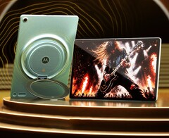 Moto Pad 70 Groove, dokuz adet JBL markalı hoparlörle donatılmıştır.