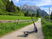 Segway Ninebot F3 Pro incelemesi: Çok işlevli bir e-scooter