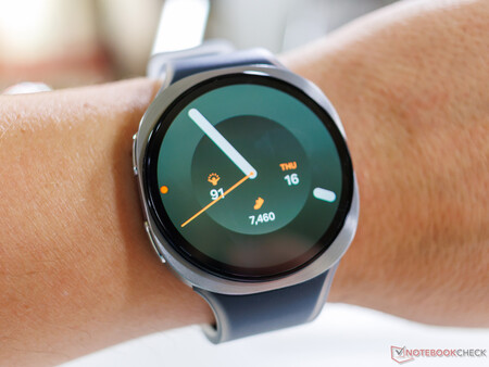 Samsung Galaxy Watch 9 44 mm elimizde