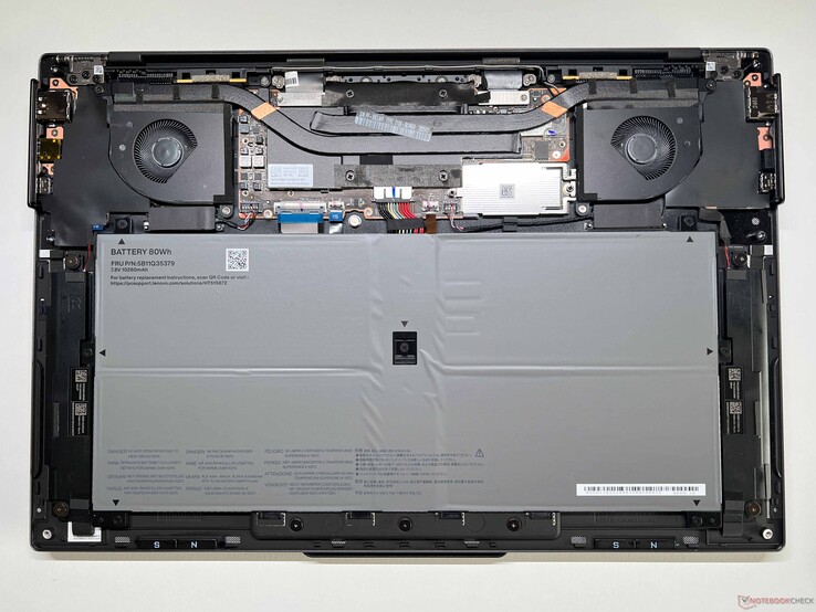 Lenovo ThinkPad X9-15 1. Nesil Aura Sürümü