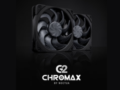 Resimde görülen tamamen siyah Noctua G2 Chromax