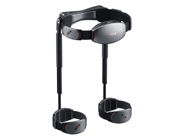 Giyilmek üzere katlanmayan Vigx π6 dış iskeletler, daha az sallanma ve bükülme için kullanıcının ağırlık merkezine yakın güç sağlayacak şekilde tasarlanmıştır. (Arkadan görünüm) (Resim kaynağı: Vigx)