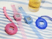 Casio Baby-G BGD-10KG-2JR ve BGD-10KG-4JR saatleri (sağdan sola)