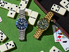 Citizen Tsuyosa Shore NJ0230-59L (solda) ve NJ0232-53X (sağda)