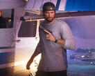 GTA 6'nın kahramanı Jason, elinde bir tabanca tutuyor.