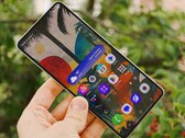 Samsung Galaxy Z Flip8 İncelemesi