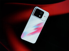 Honor Win 2, çift fanlı bir soğutma sistemine sahip. Görselde: telefonun arka tasarımı.