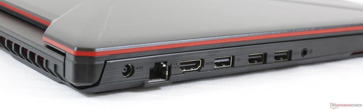 Sol: AC adapter, Gigabit RJ-45, HDMI 2.0, USB 2.0 Type-A, 2x USB Type-A 3.1 Gen. 1, 3.5 mm combo audio