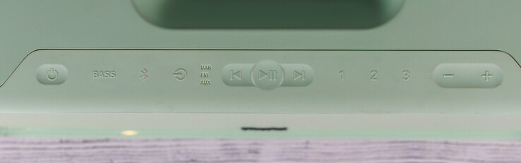 Teufel Boomster 4'ün kontrol paneli