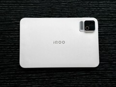 iQOO Pad Ultra oyun tabletinin Qualcomm Snapdragon 8 Elite Gen 6 SoC ile çalıştığı söyleniyor.