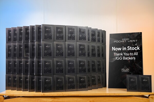 Ayaneo, destekçilere erken sevkiyata başlamak için yeterli stoğa sahip olduğunu söylüyor. (Resim kaynağı: Ayaneo)