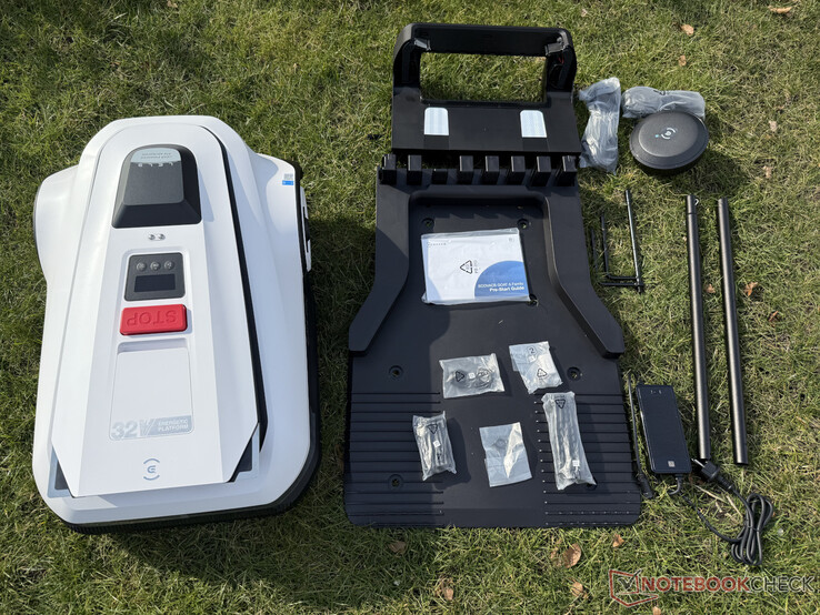 Ecovacs Goat A1600 RTK'nın teslimat kapsamı